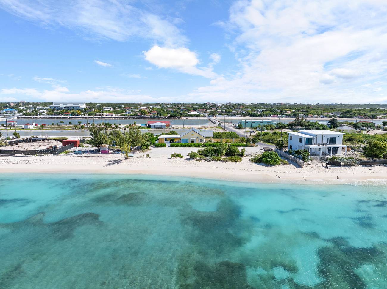 Turquoise shallows along Pillory Beach